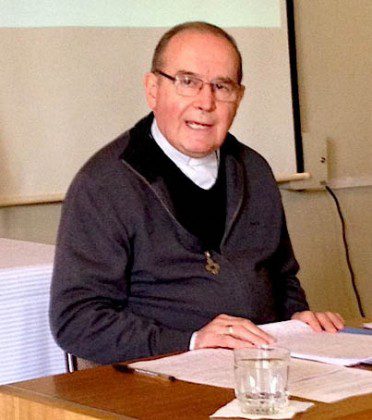 Bishop Bressanelli speaks to SCJs in Chile